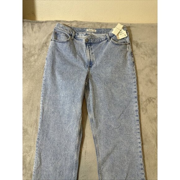 Abercrombie & Fitch The ’90s Straight Ultra High Rise Jeans Light Wash 33 16L - Picture 3 of 9